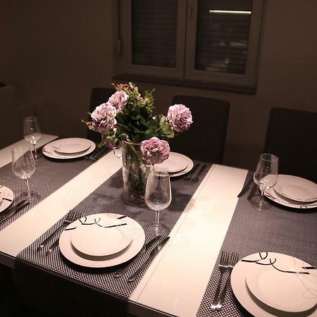 Booking Zadar Villa Franov With Pool, 10 Min From The Old Town Of ザダル エクステリア 写真