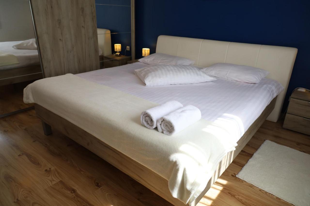 Booking Zadar Villa Franov With Pool, 10 Min From The Old Town Of ザダル エクステリア 写真